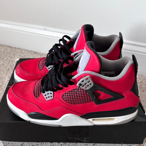 Engine Red Air Jordan 4 Retro Sneakers Size 10.5 - Picture 4 of 10